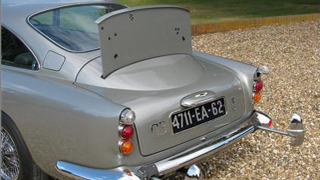 Illustration for article titled James Bond’s Aston Martin DB5 Is For Sale